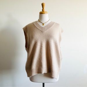 ✨ #OakandFort Knit Sweater Vest ✨